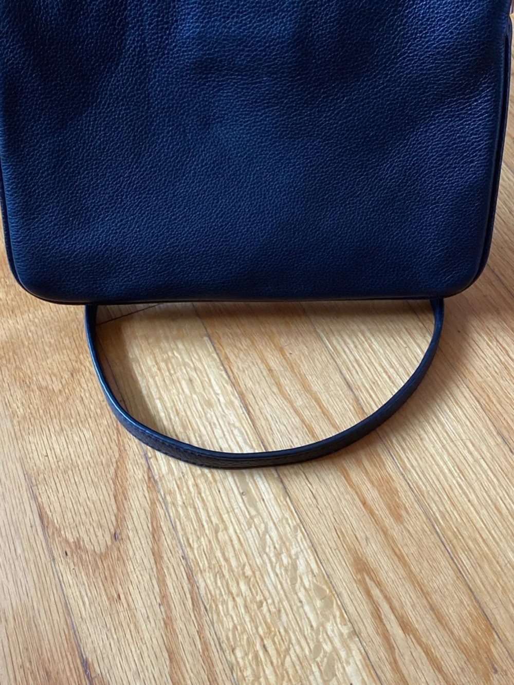 NWOT kate spade Black  Pebbled Leather Crossbody Bag 7”x 10”